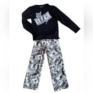 🌻 4/$25  “Got Money?” Fleece Pajama Set, Grey Black Green, size 6/7